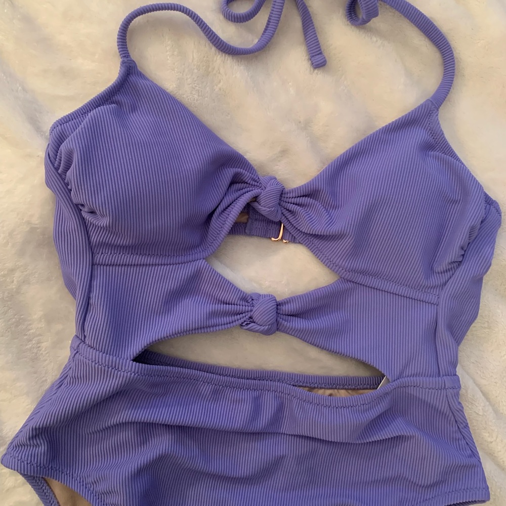 One piece bathing suit